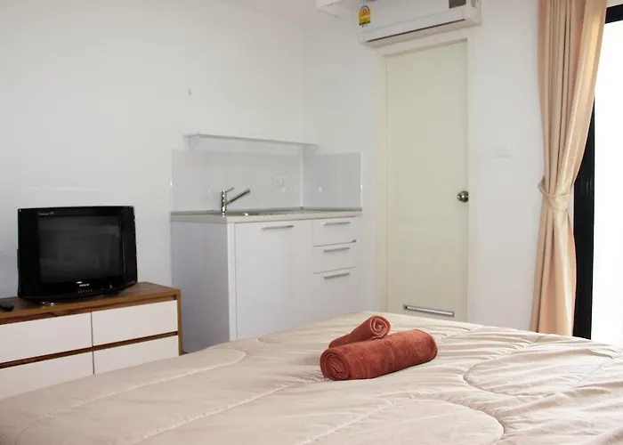 Utd Aries & 3* Bangkok