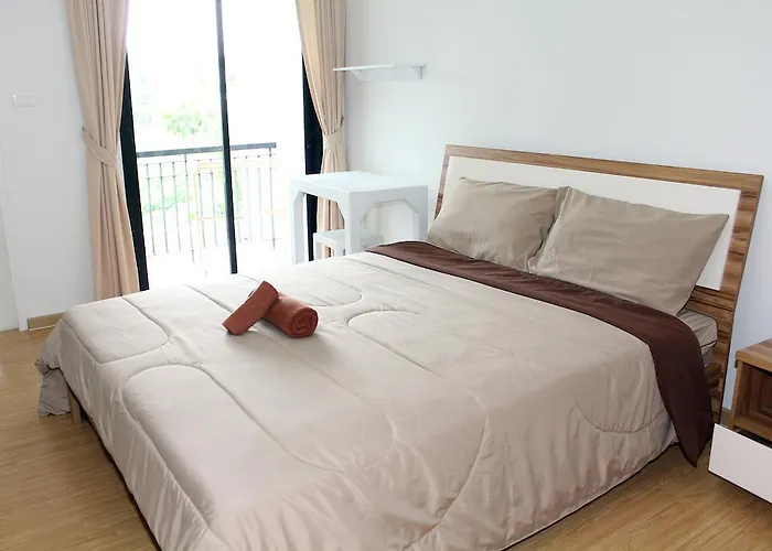 Utd Aries & 3* Bangkok