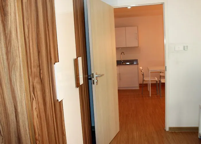 Appart hôtel Utd Aries & 3*