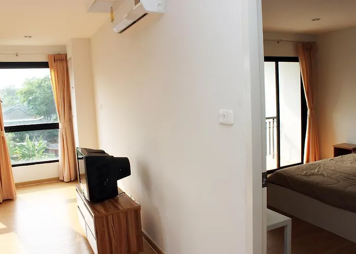 Utd Aries & 3* Bangkok